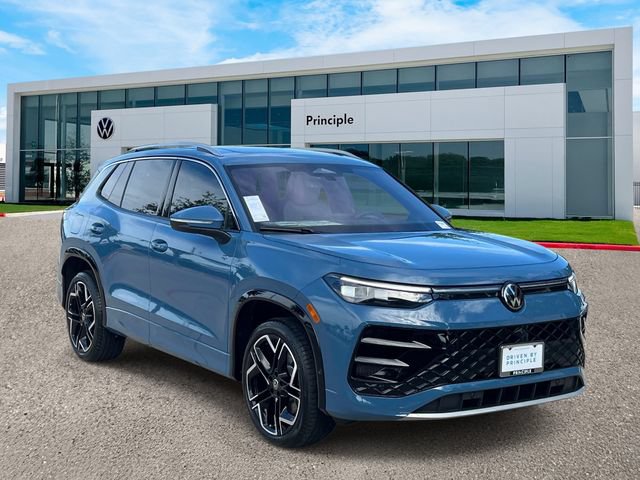 New 2026 Volkswagen Tiguan SEL R-Line AWD/4WD image 2