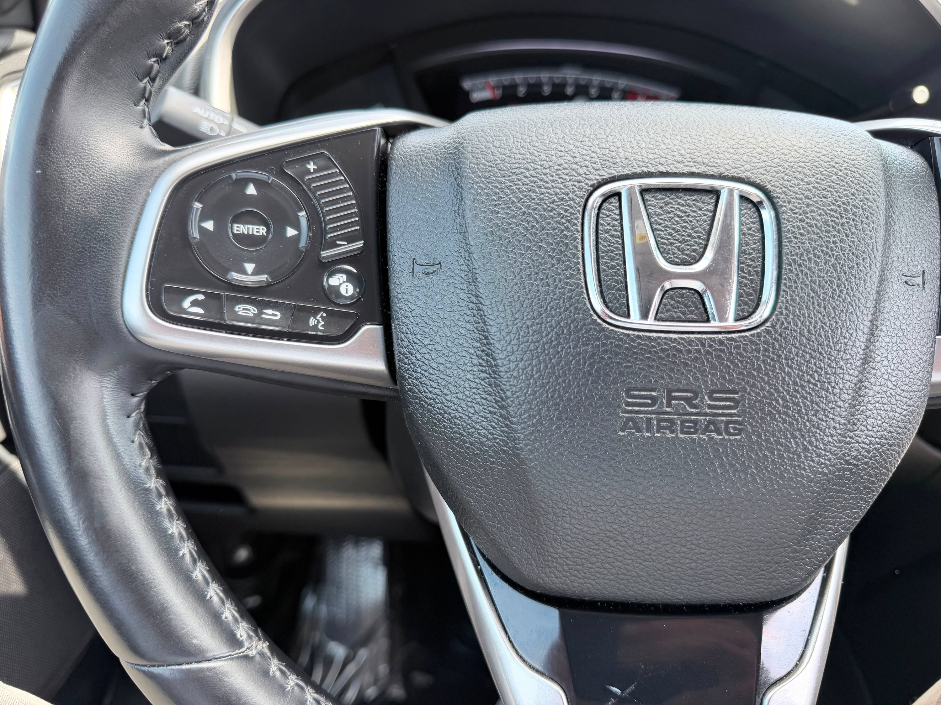 Used 2018 Honda CR-V Touring image 33