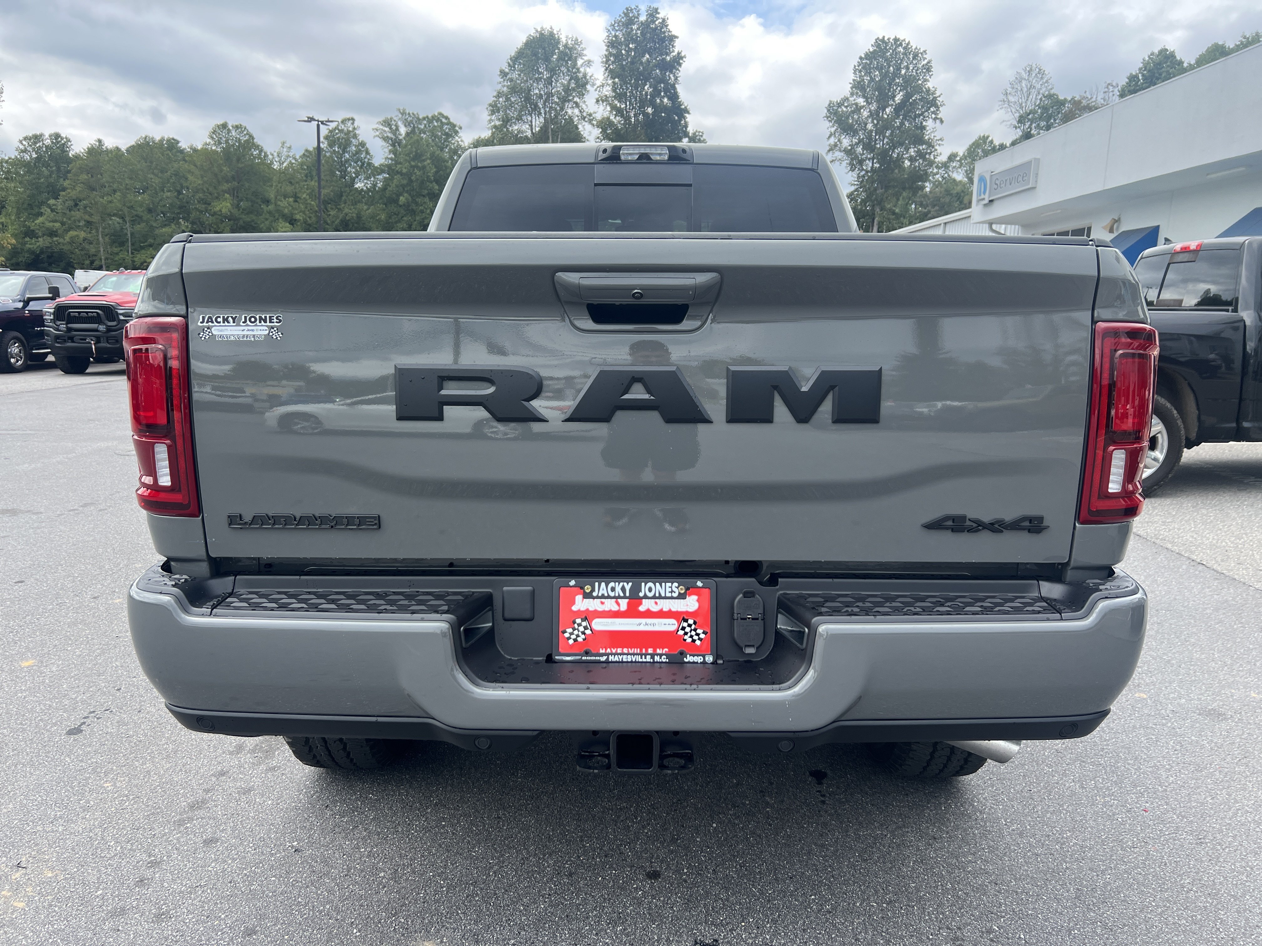 New 2027 RAM 2500 Laramie AWD/4WD image 2