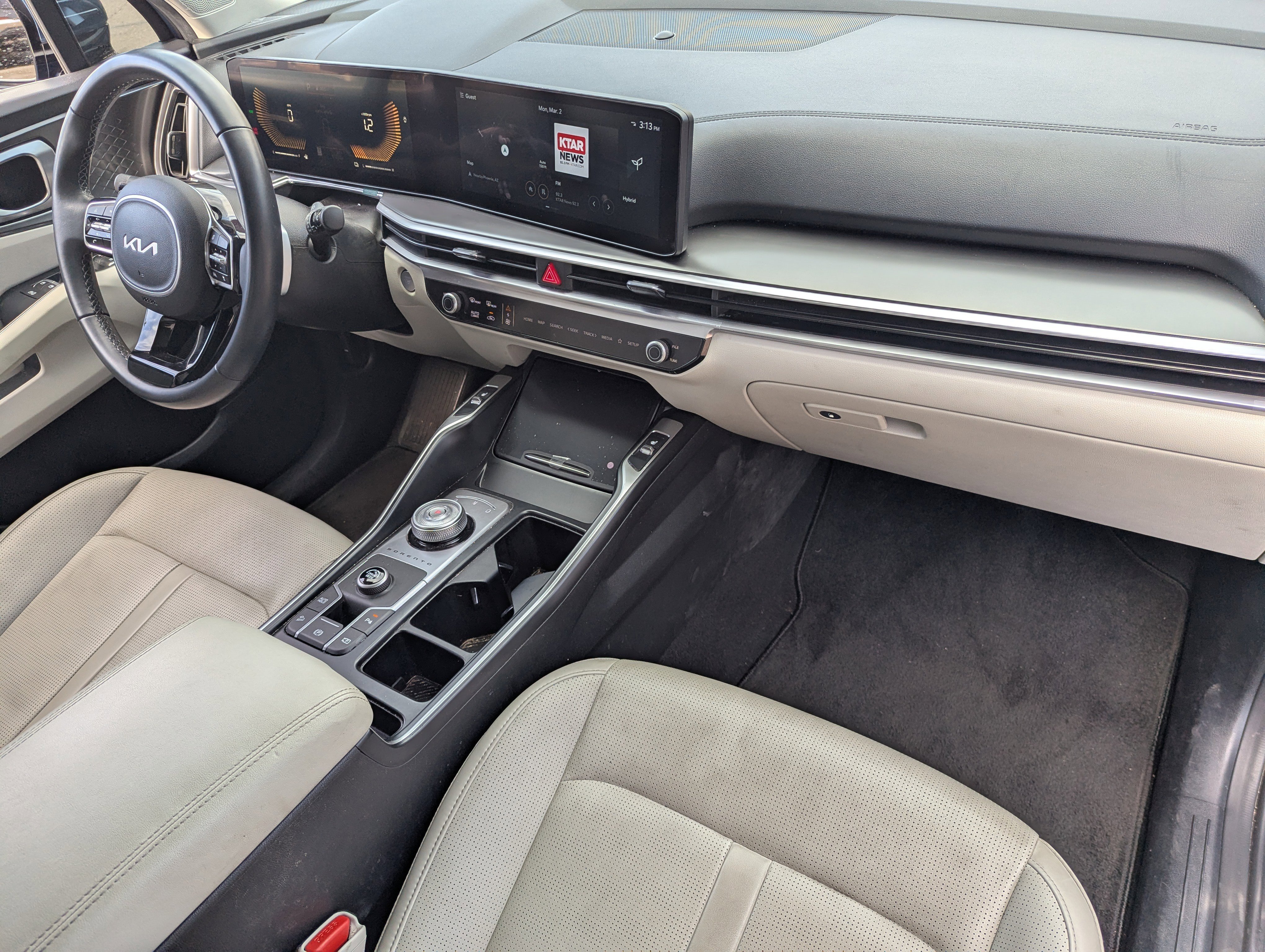 Certified 2025 Kia Sorento EX image 10