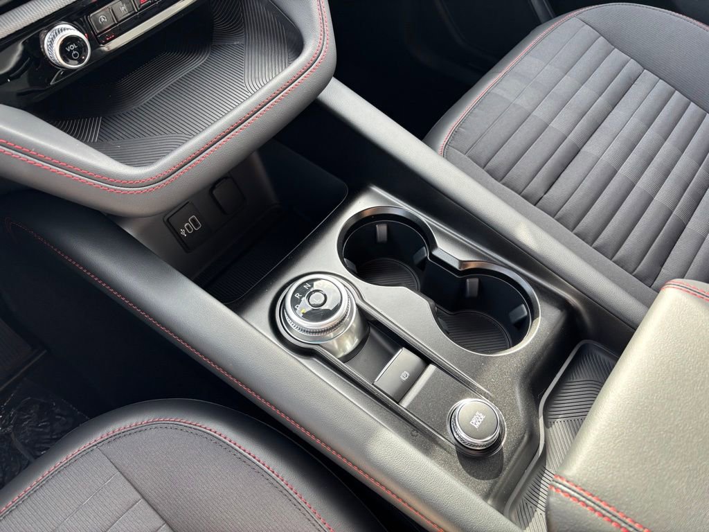 New 2026 Ford Explorer ST-Line image 27