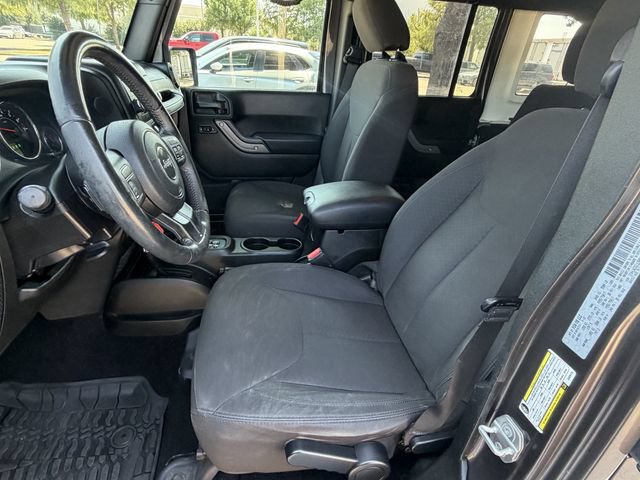 Used 2018 Jeep Wrangler Unlimited Sport S AWD/4WD image 21