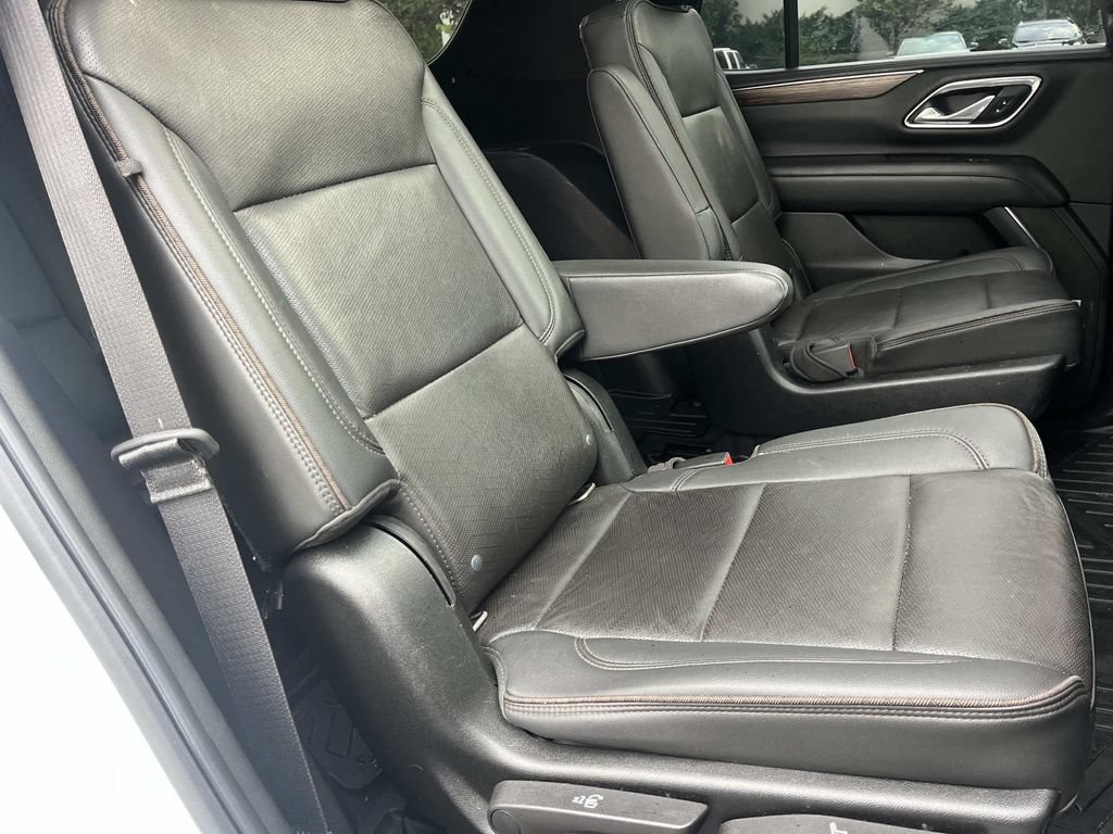 Used 2021 Chevrolet Tahoe High Country w/ Premium Package RWD image 26