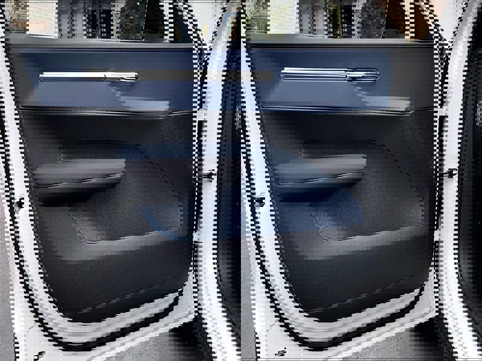 New 2026 Volvo EX30 Cross Country Ultra w/ Protection Package Premier image 24