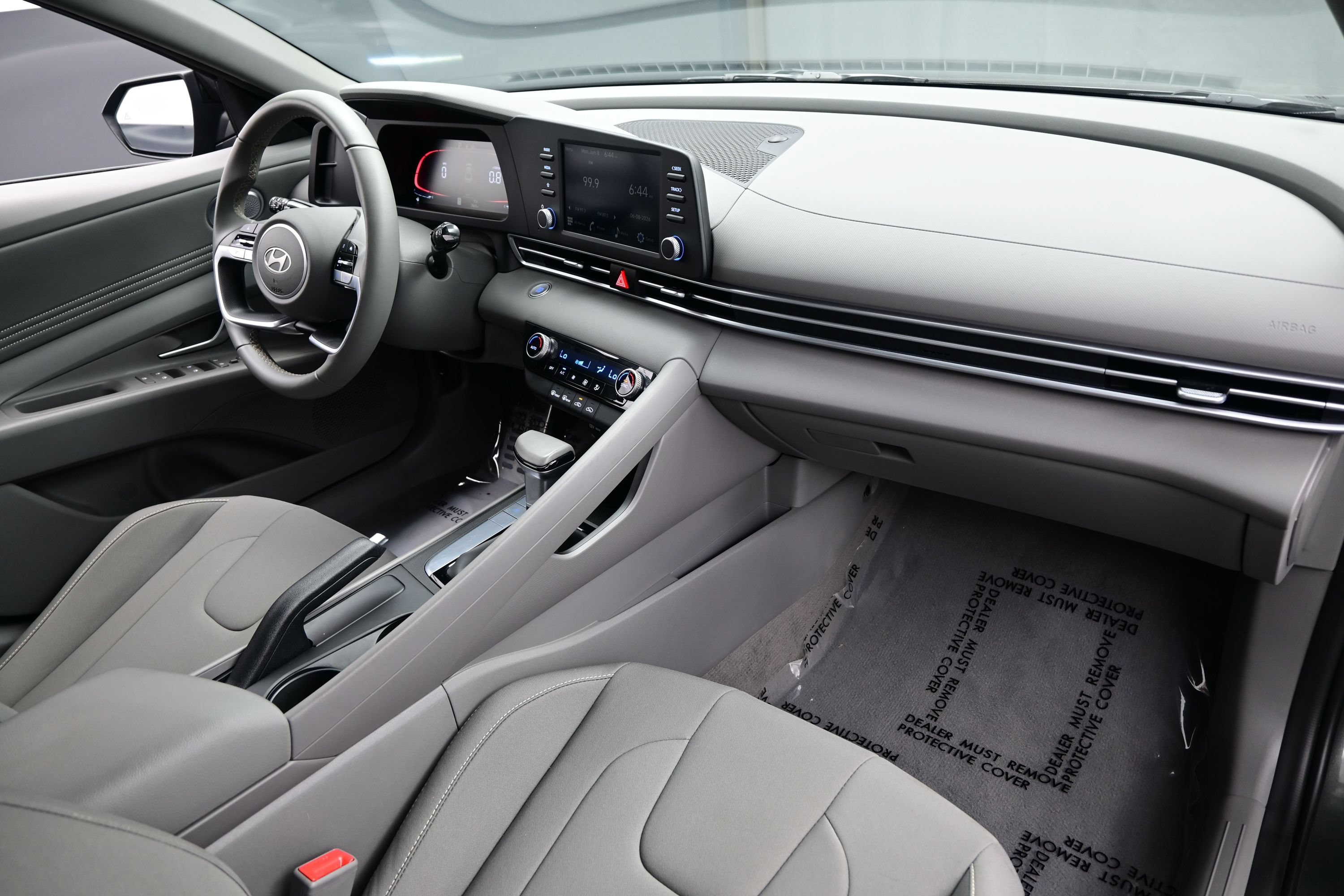 Certified 2025 Hyundai Elantra Sport FWD image 14