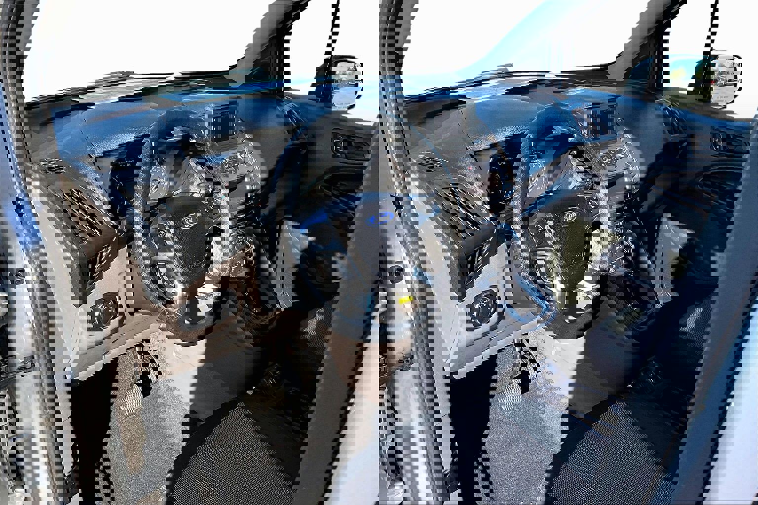 Used 2021 Ford Transit Connect XL image 12