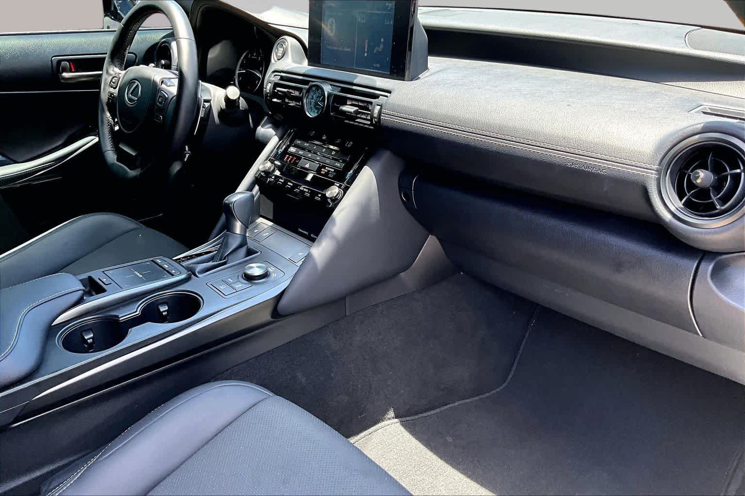 Used 2025 Lexus IS 350 F Sport w/ Accessory Package RWD image 19