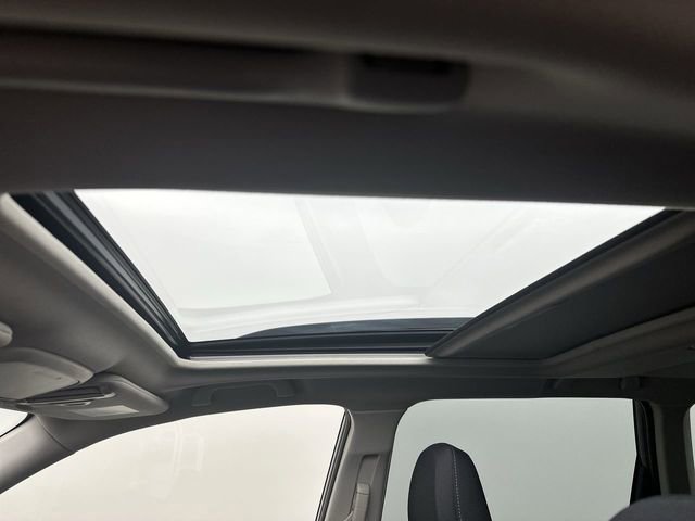 Used 2022 Subaru Forester Premium image 23