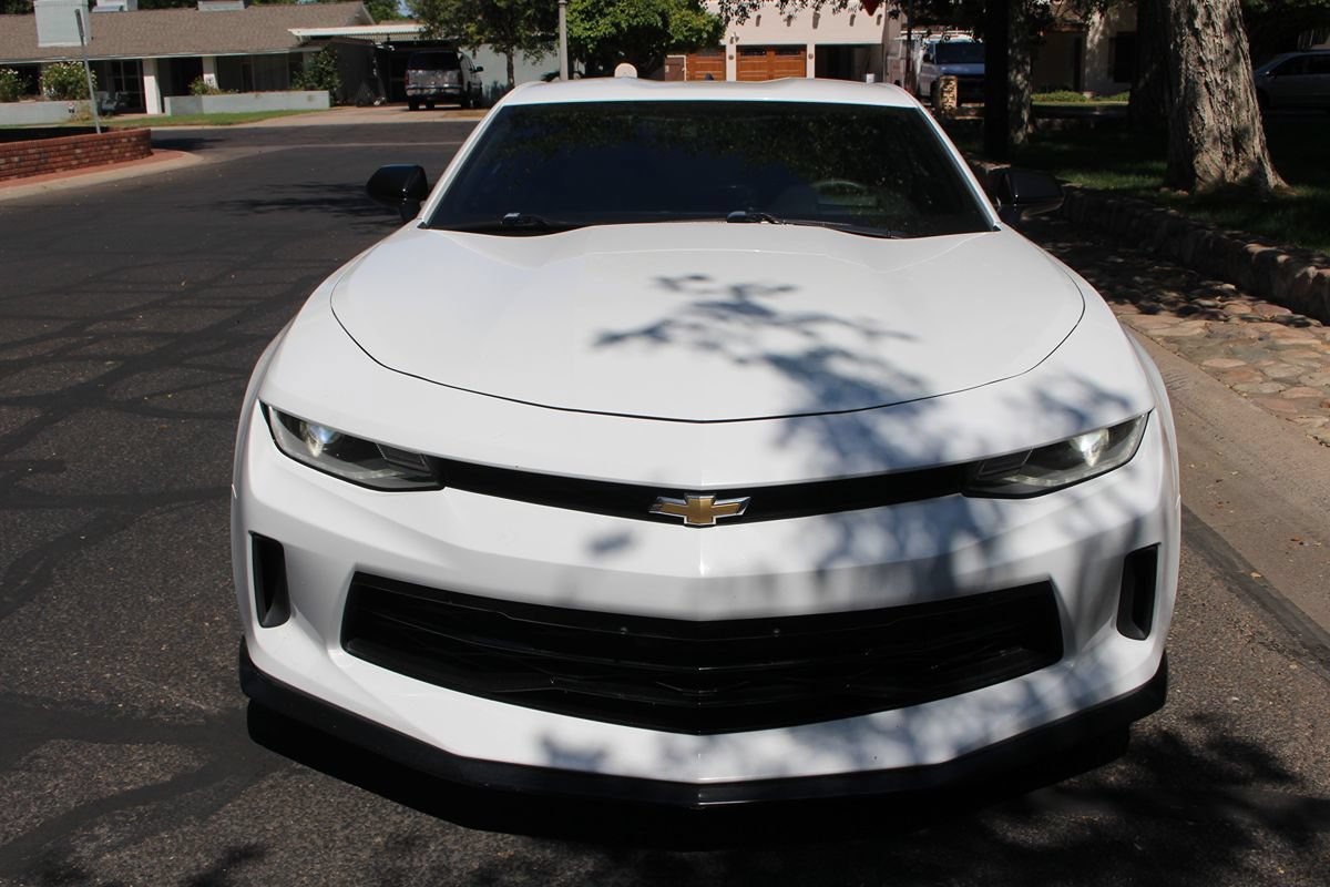 Used 2017 Chevrolet Camaro LT RWD image 4
