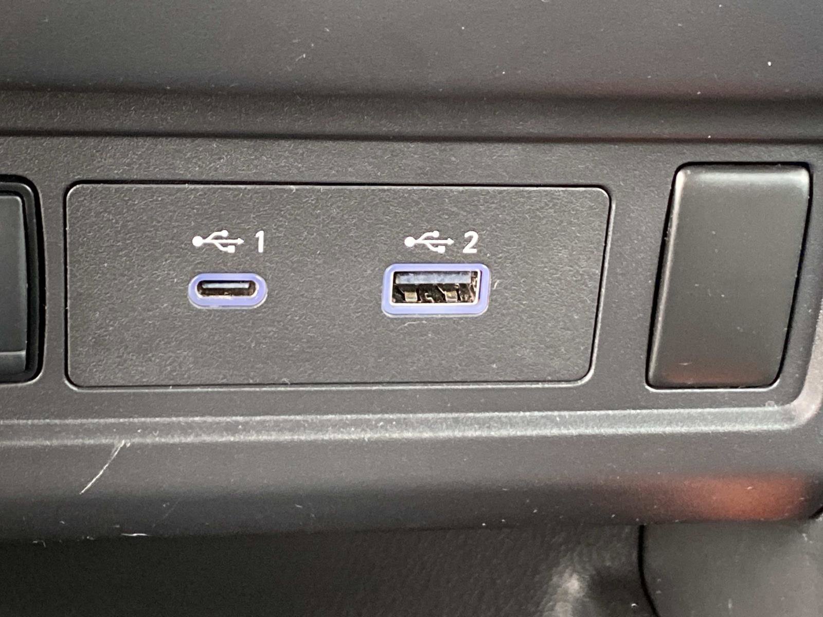 Used 2023 Nissan Frontier PRO-4X w/ Technology Package image 17