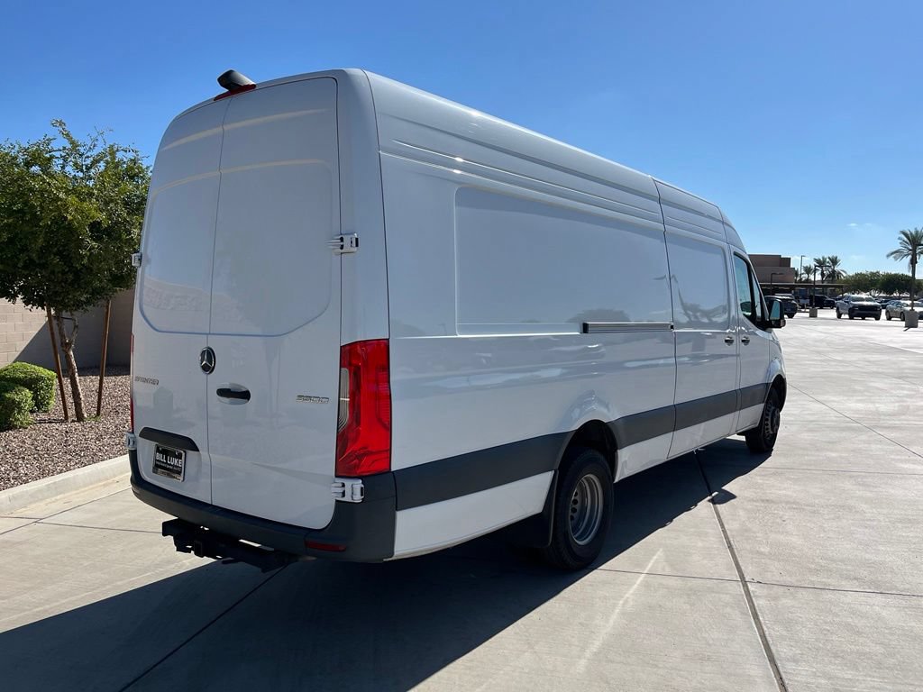 Used 2024 Mercedes-Benz Sprinter 3500 image 7