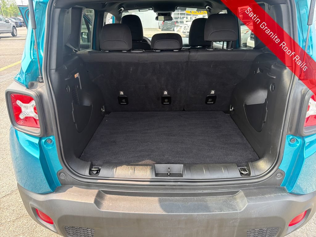 Used 2021 Jeep Renegade Latitude AWD/4WD image 26