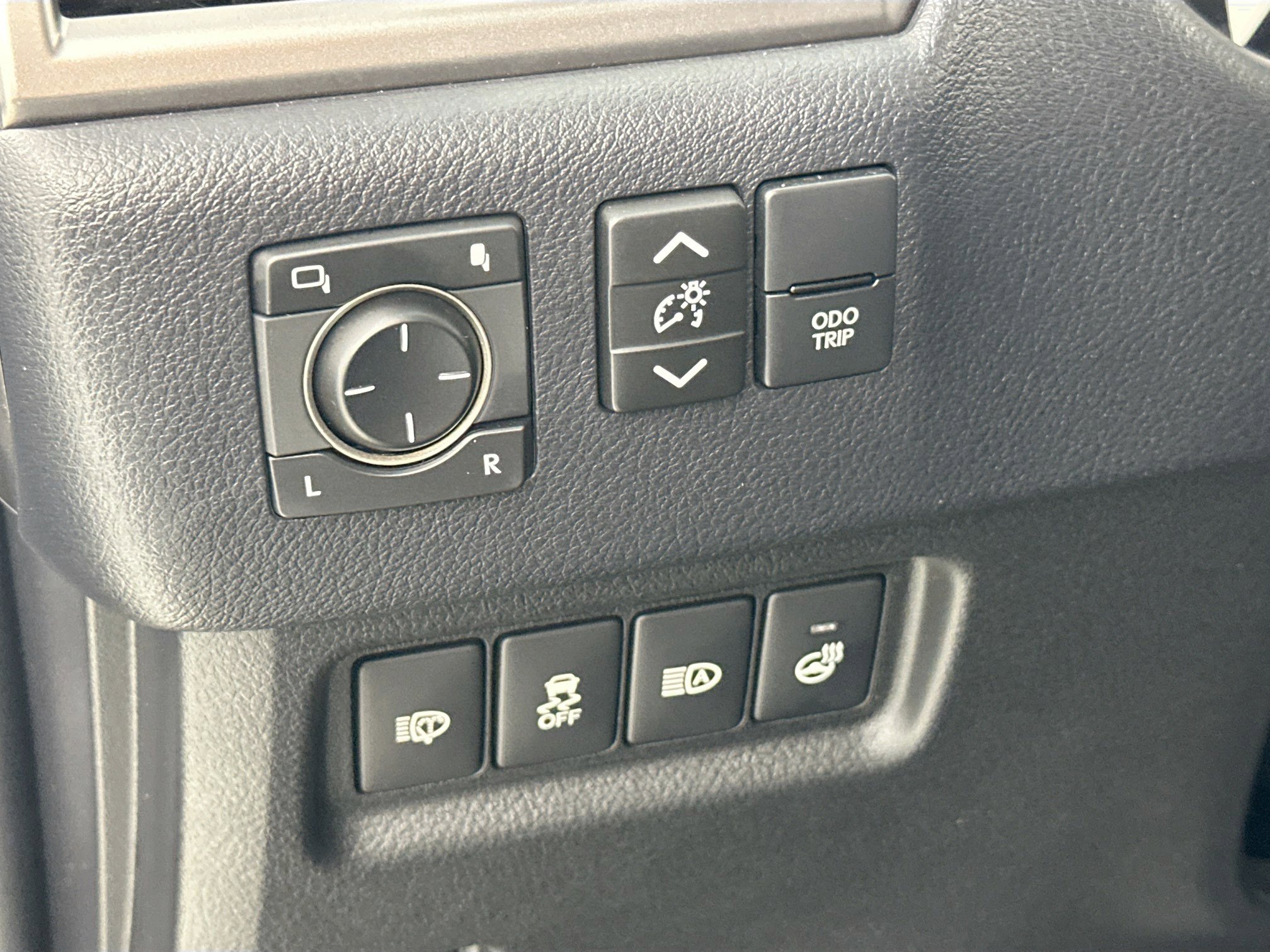 Used 2022 Lexus GX 460 Premium w/ Accessory Package AWD/4WD image 10