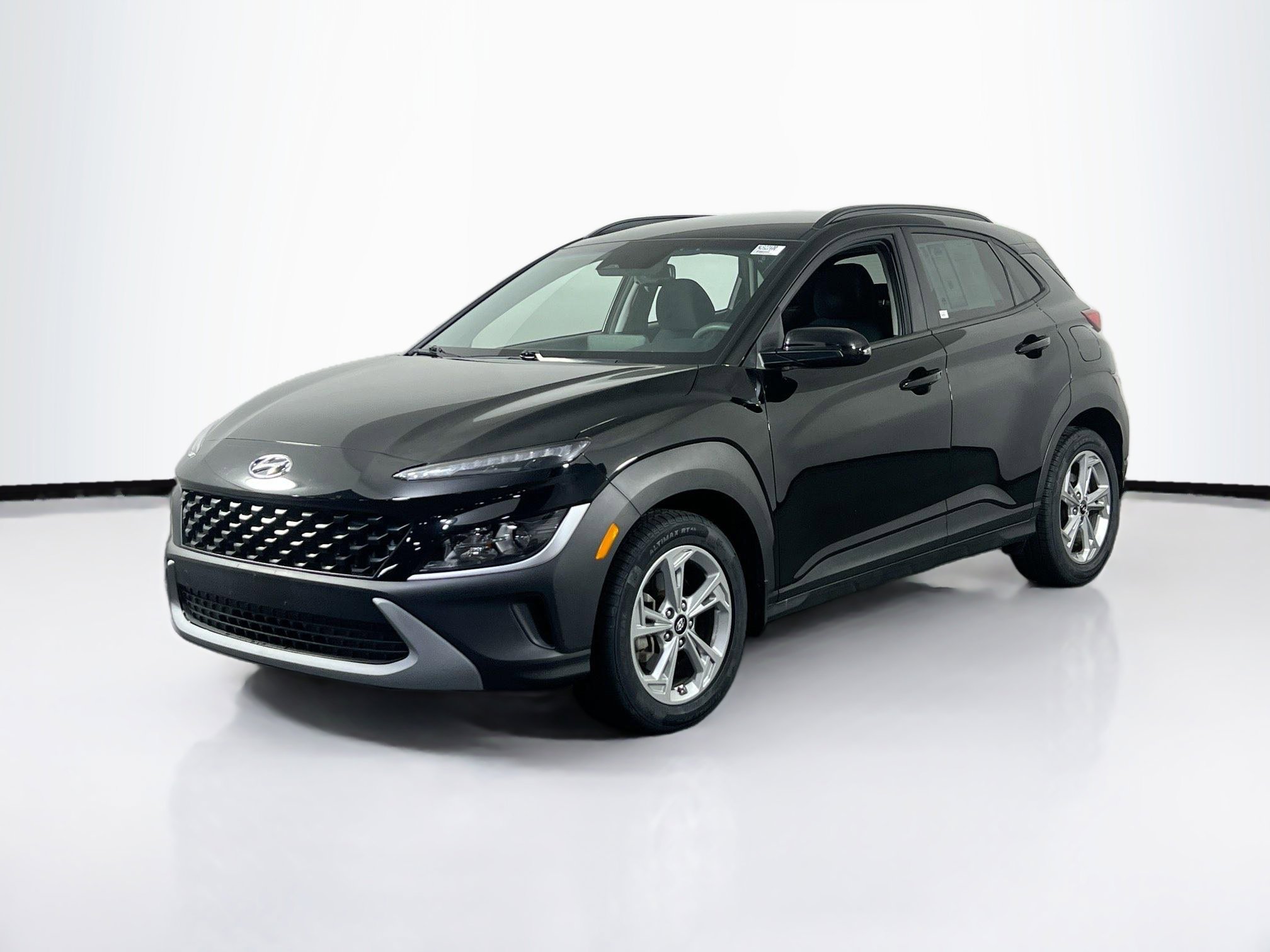 Used 2022 Hyundai Kona SEL w/ Cargo Package image 1