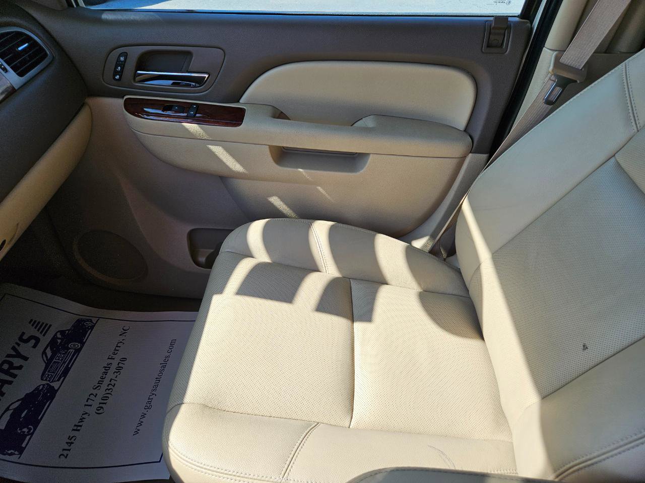 Used 2013 Chevrolet Suburban LTZ AWD/4WD image 14