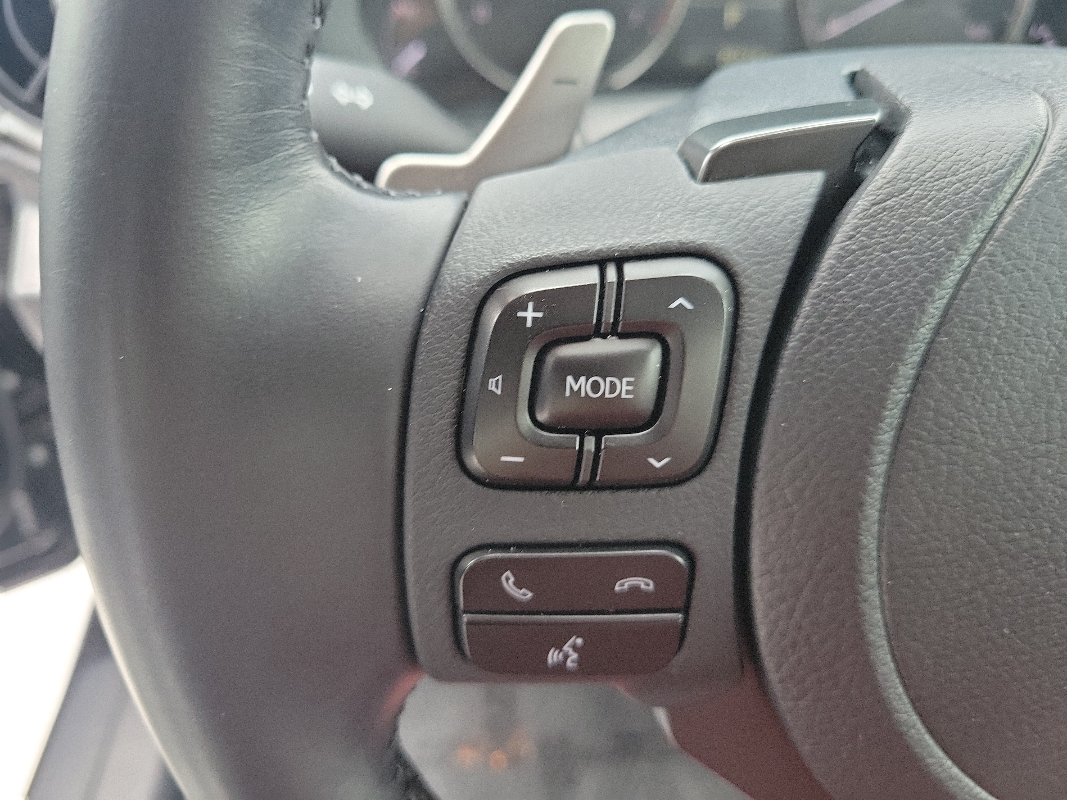 Used 2024 Lexus IS 350 F Sport w/ Accessory Package 2 RWD image 25