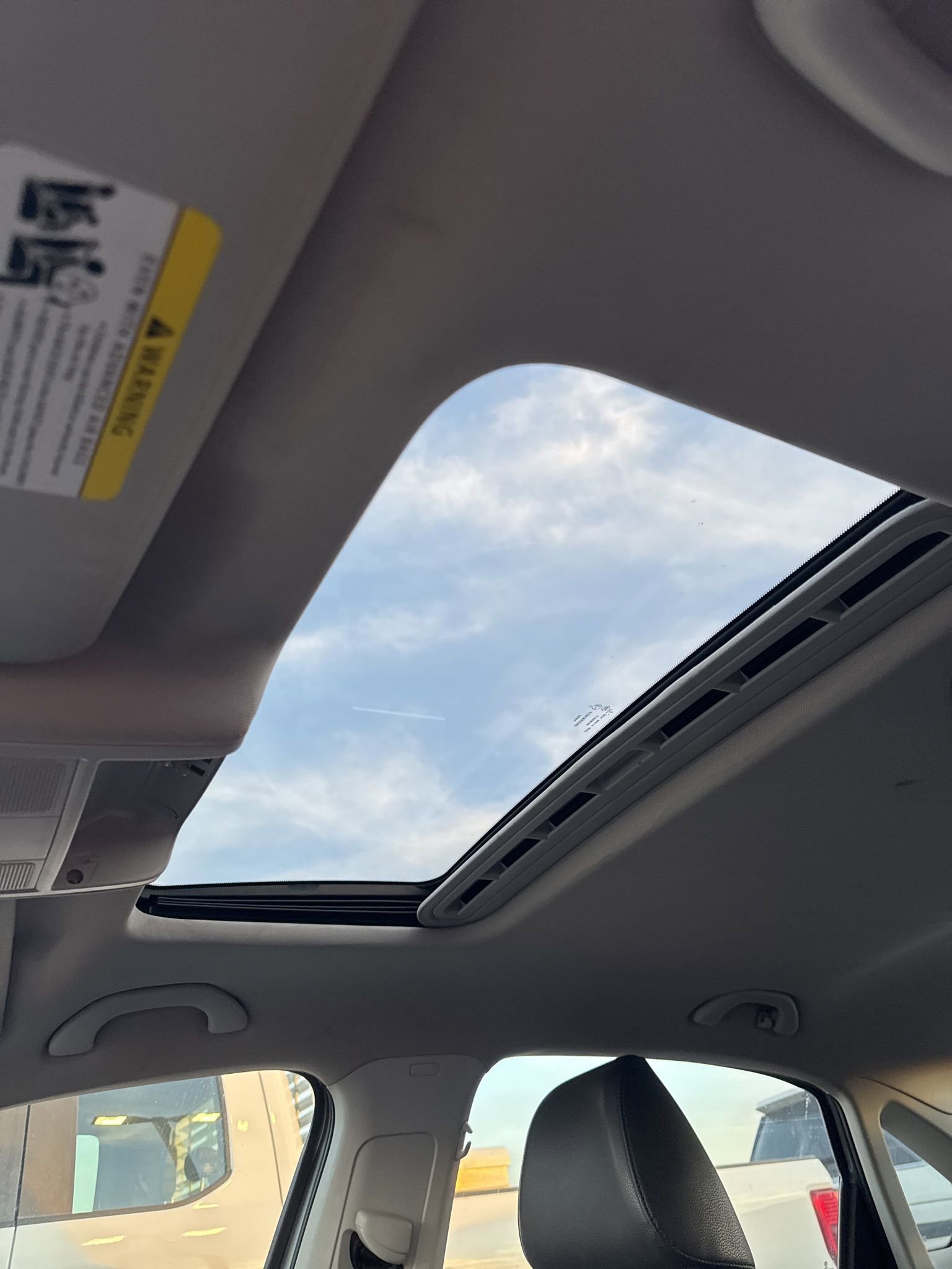 Used 2013 Volkswagen Passat TDI SE image 10