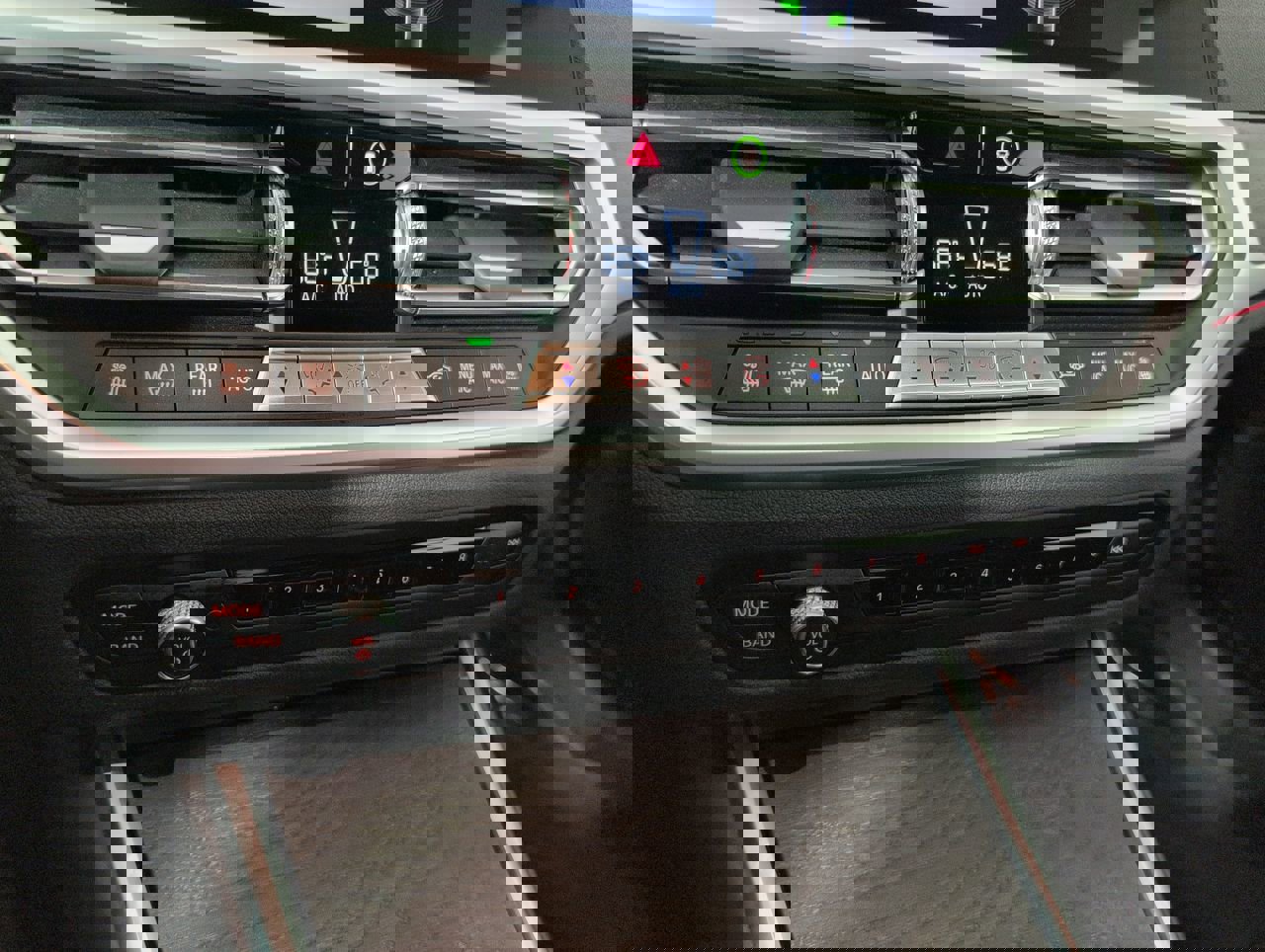 Used 2022 BMW 430i xDrive Convertible w/ Premium Package image 6