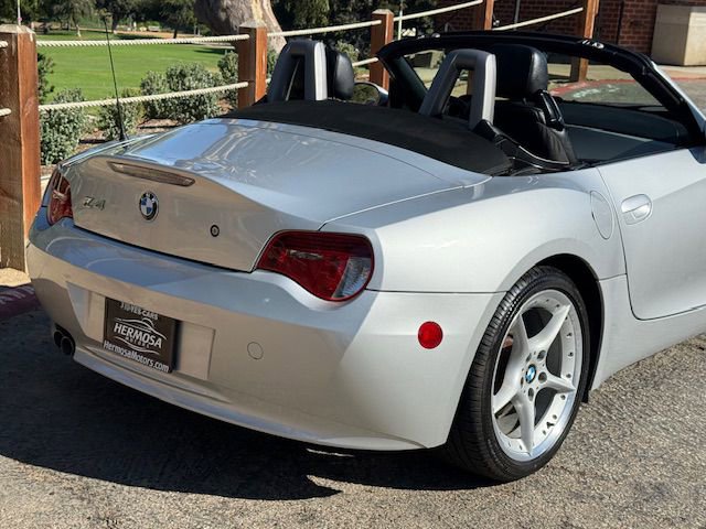 Used 2006 BMW Z4 3.0si image 21