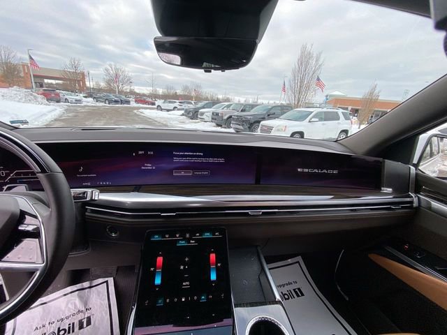 Used 2025 Cadillac Escalade Premium Luxury w/ LPO, Floor Liner Package image 17