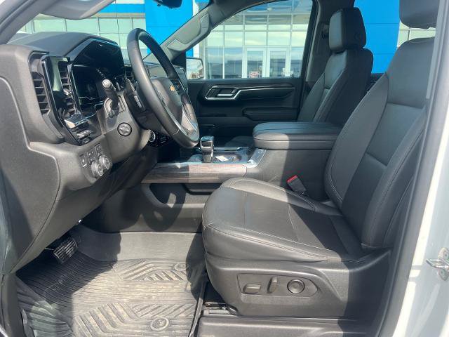Used 2024 Chevrolet Silverado 1500 LTZ AWD/4WD image 8