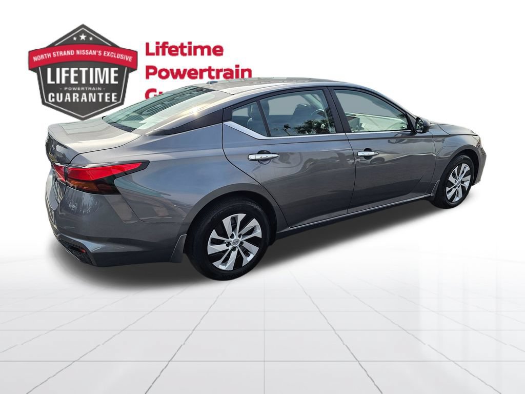 Used 2025 Nissan Altima 2.5 S FWD image 7