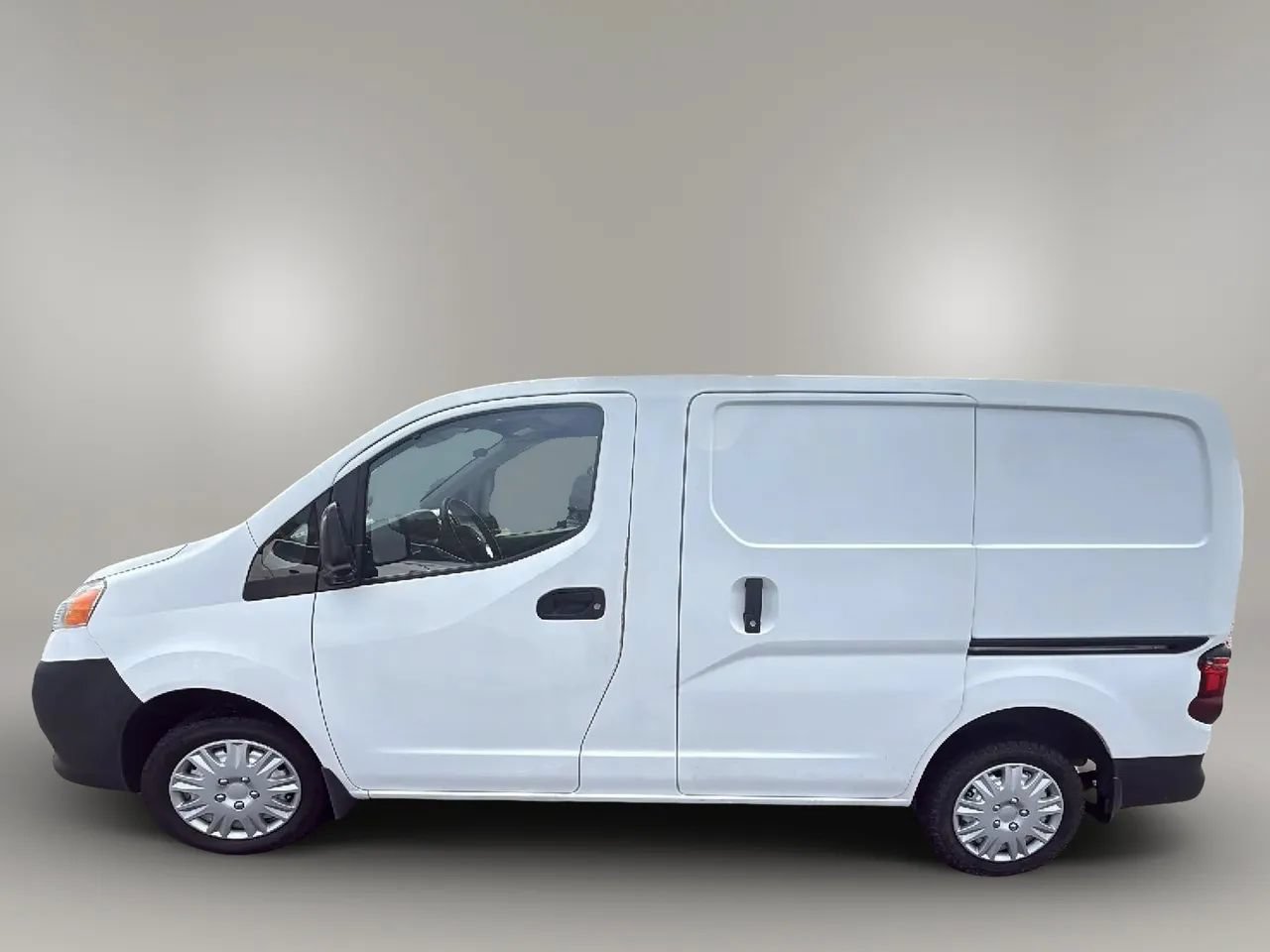 Used 2016 Nissan NV200 S w/ Back Door Glass Package FWD image 2