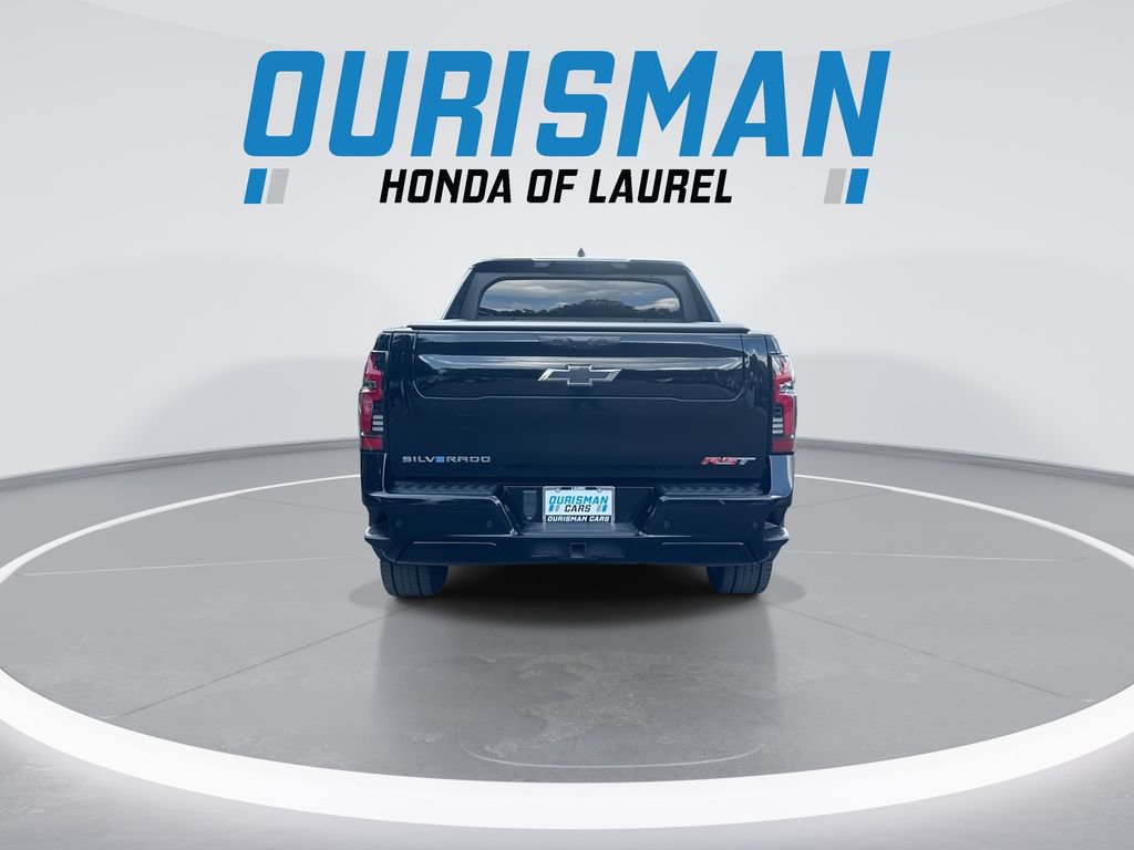 Used 2024 Chevrolet Silverado EV RST AWD/4WD image 7