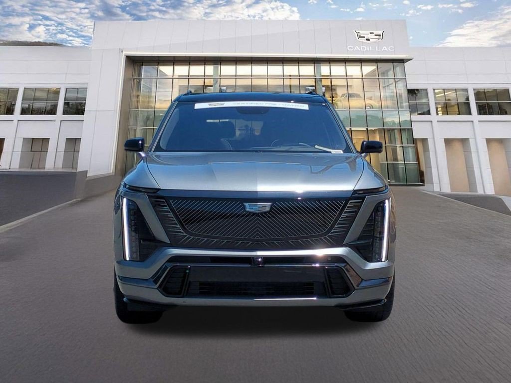Certified 2026 Cadillac Vistiq Premium Luxury w/ LPO, Floor Liner Package AWD/4WD video 2
