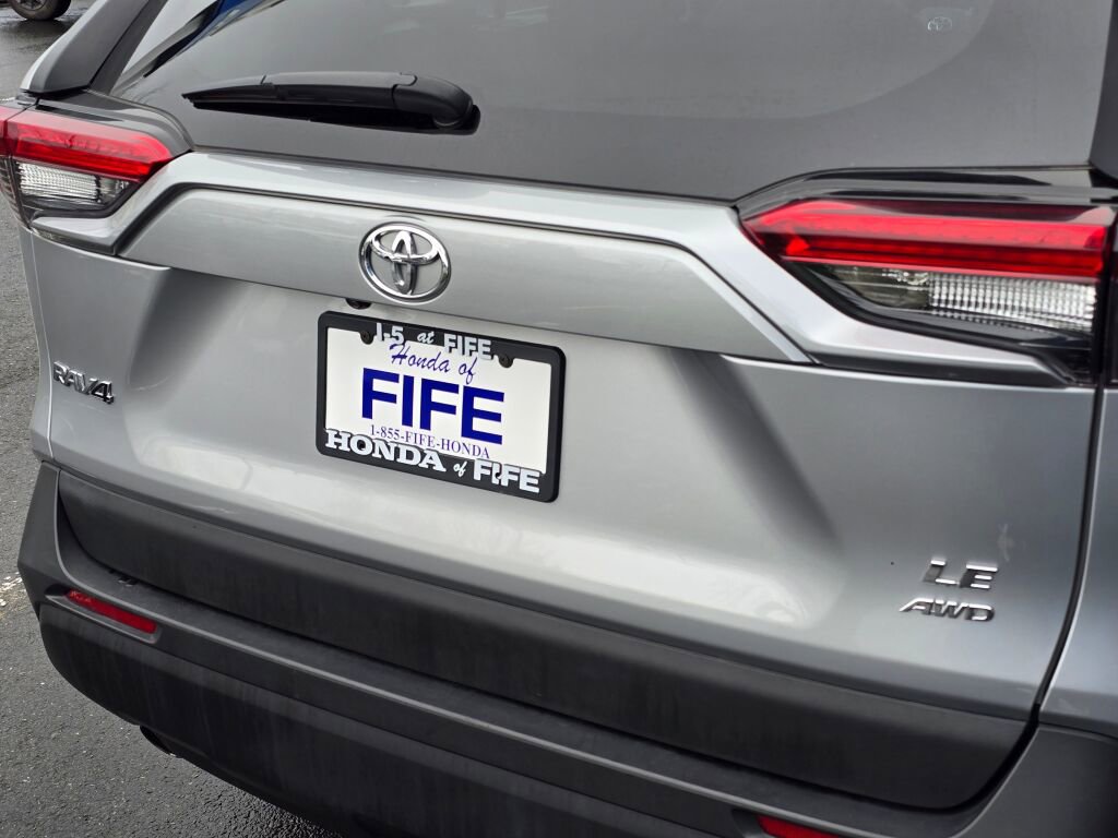 Used 2024 Toyota RAV4 LE image 13