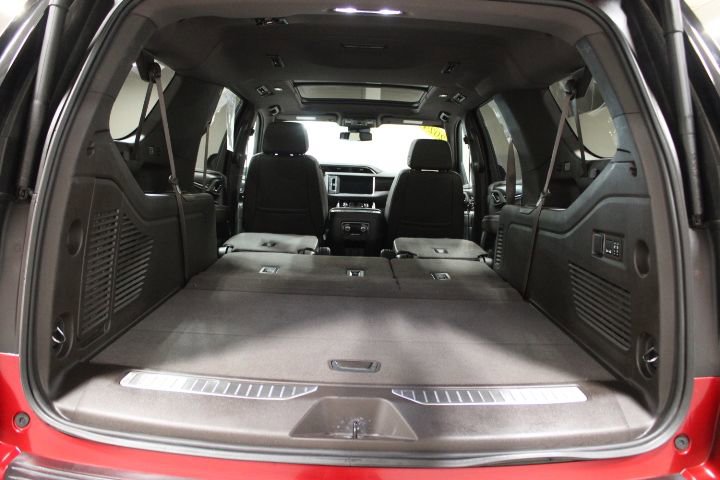 Used 2024 GMC Yukon XL Denali w/ Max Trailering Package image 16
