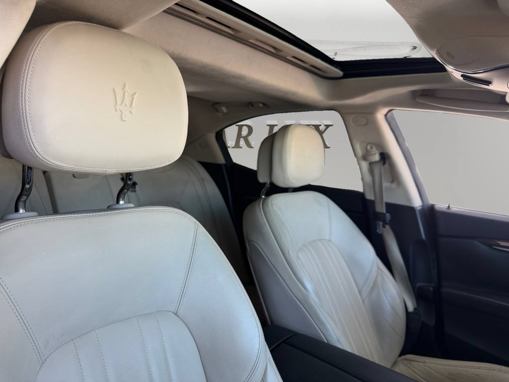Used 2016 Maserati Ghibli RWD image 15