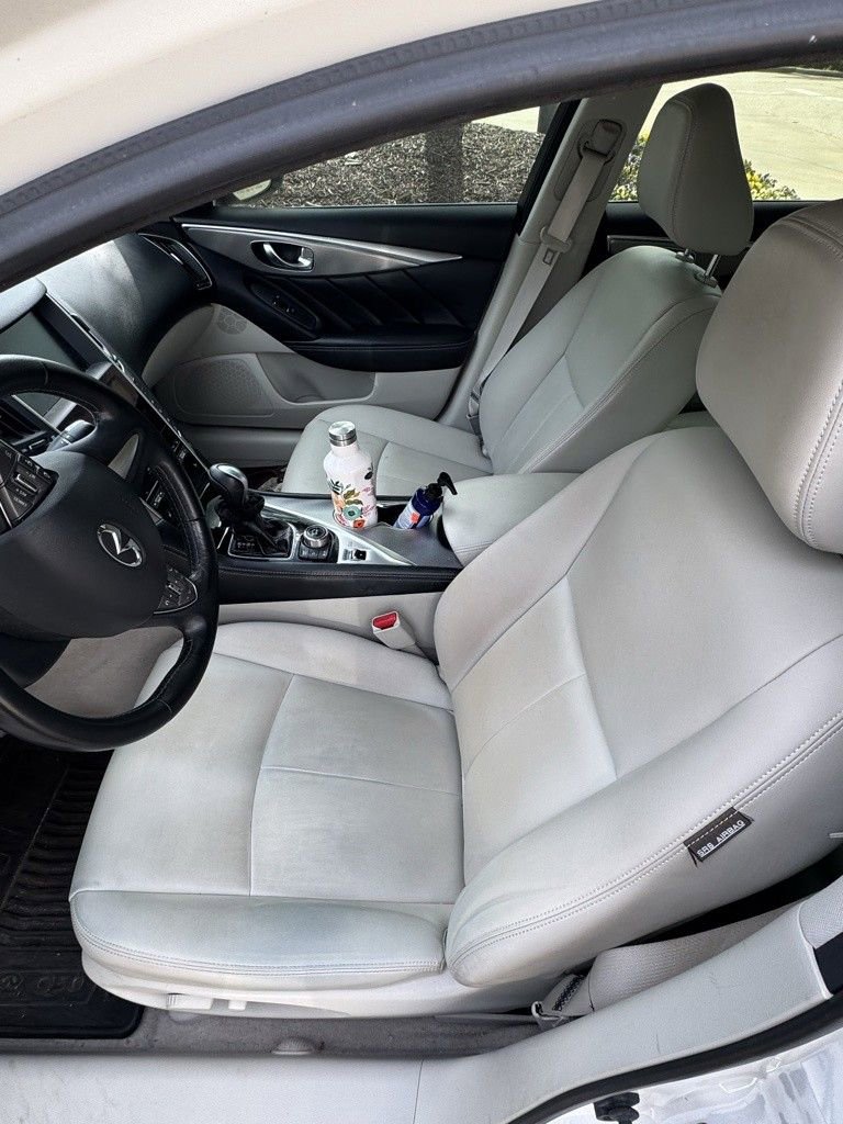 Used 2015 INFINITI Q50 Premium w/ Navigation Package image 3