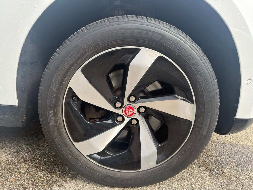 Used 2021 Jaguar F-PACE S image 9