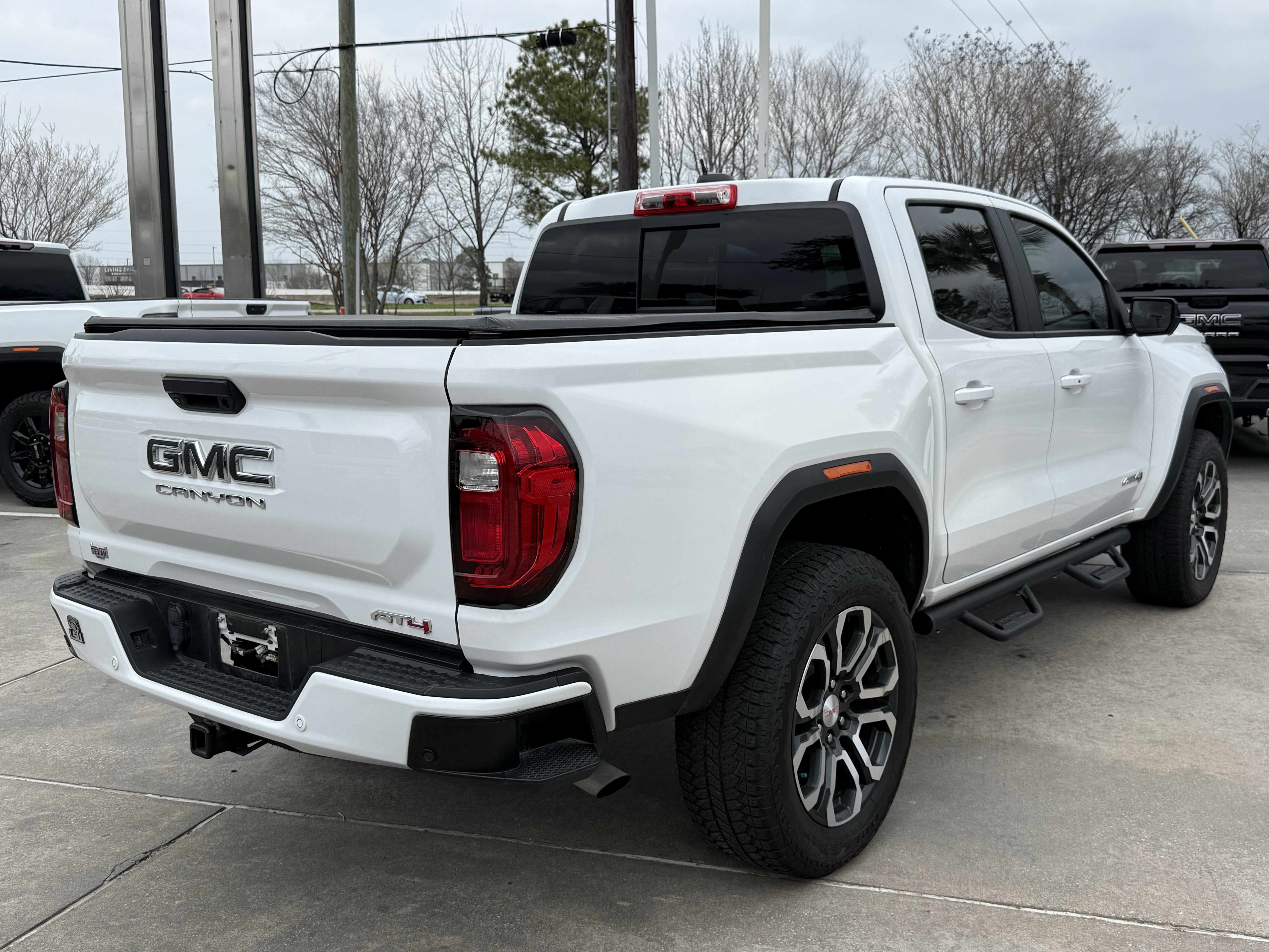 Used 2024 GMC Canyon AT4 w/ AT4 Premium Package image 5