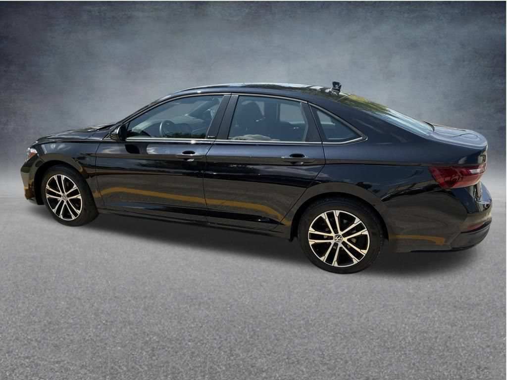 Used 2023 Volkswagen Jetta Sport FWD image 11