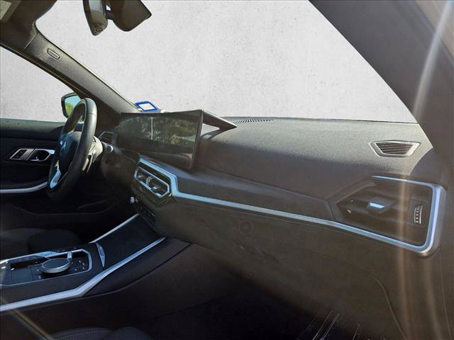 Used 2023 BMW 330i Sedan w/ Convenience Package RWD image 13