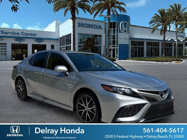 Used 2024 Toyota Camry SE w/ Cold Weather Package
