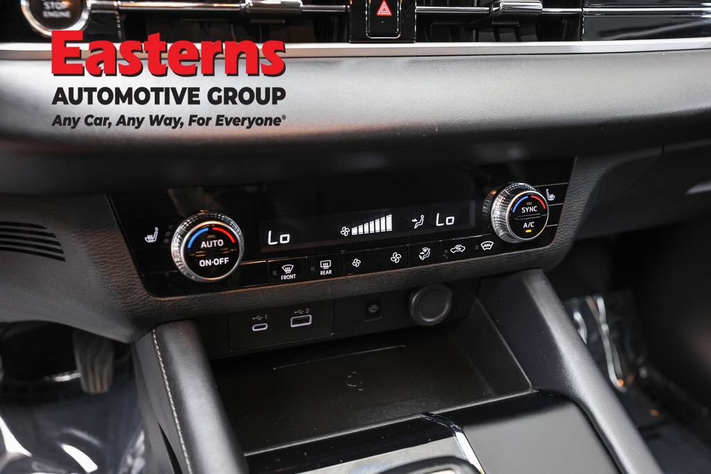 Used 2024 Mitsubishi Outlander SE AWD/4WD image 19