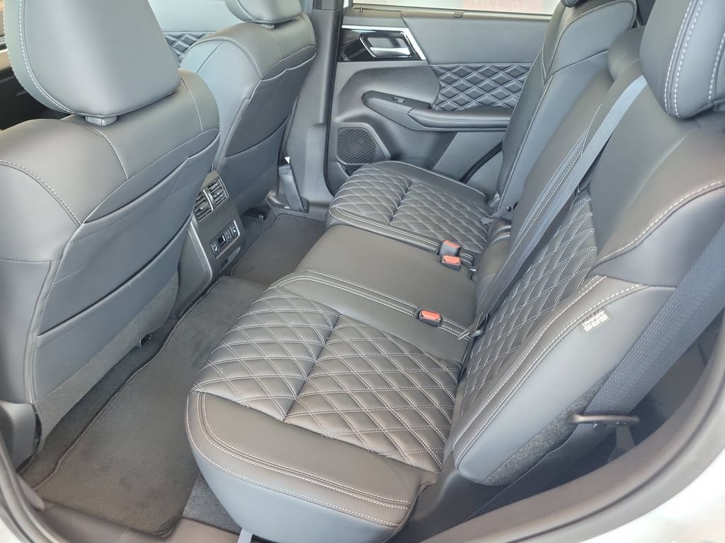 New 2026 Nissan Rogue Platinum AWD/4WD image 14