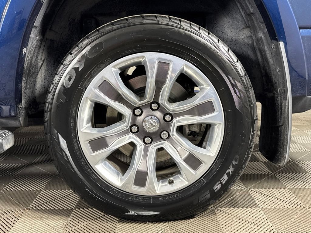 Used 2023 RAM 1500 Limited w/ Body Color Bumper Group AWD/4WD image 11