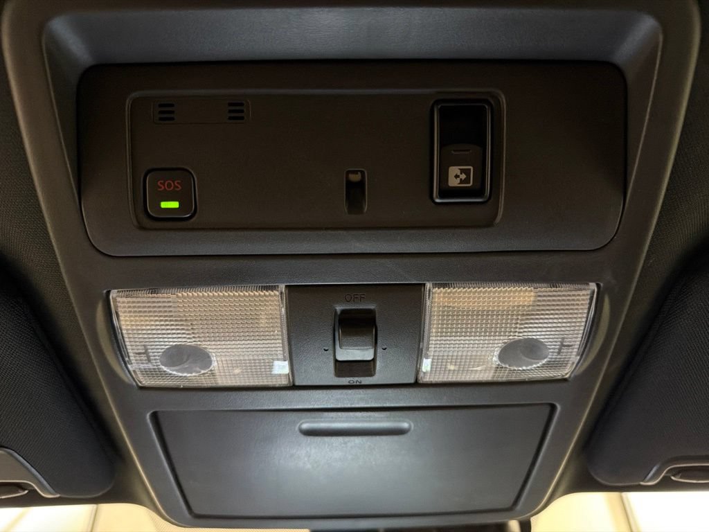 Used 2023 Nissan Titan Platinum Reserve w/ Off Road Protection Package AWD/4WD image 26