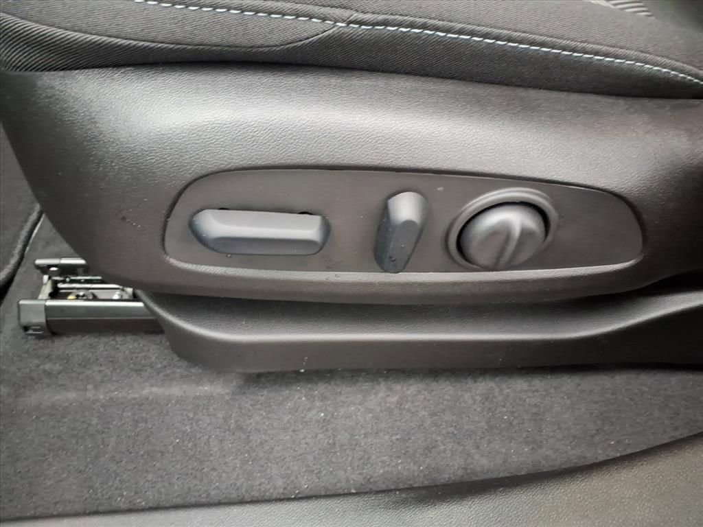 New 2027 Chevrolet Bolt LT w/ Comfort Package image 14