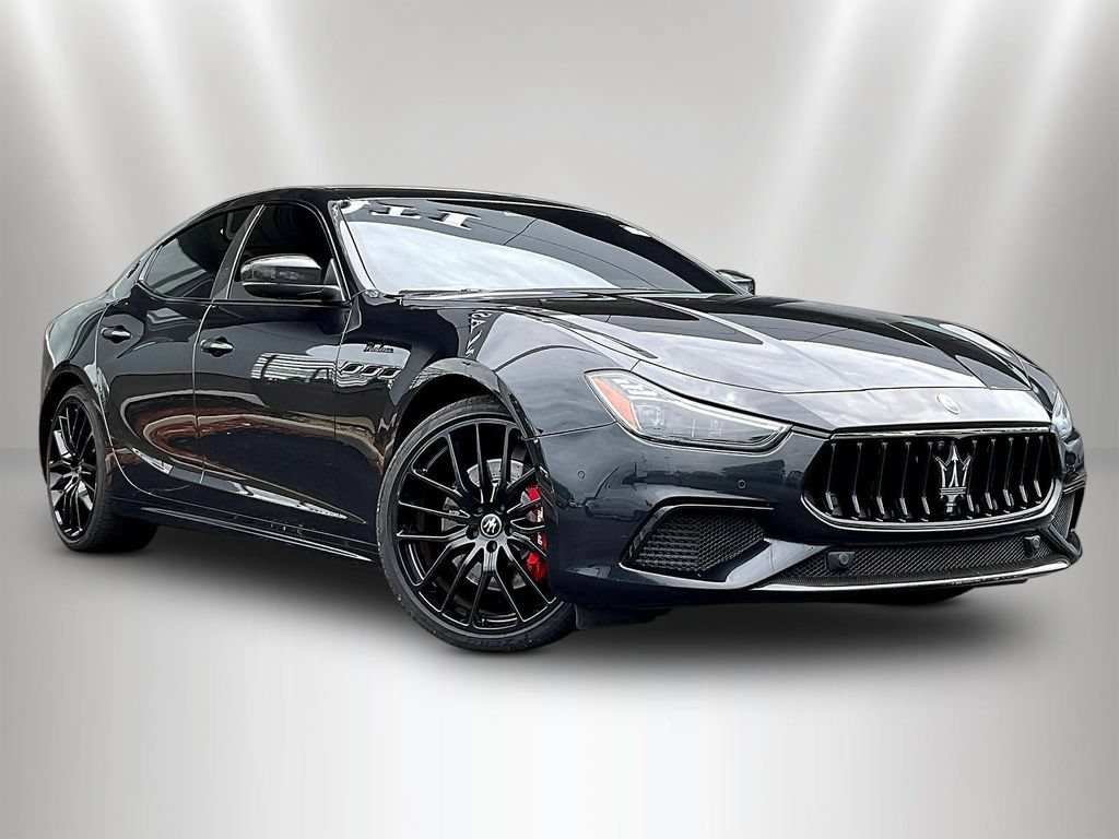 Used 2023 Maserati Ghibli Modena RWD image 3