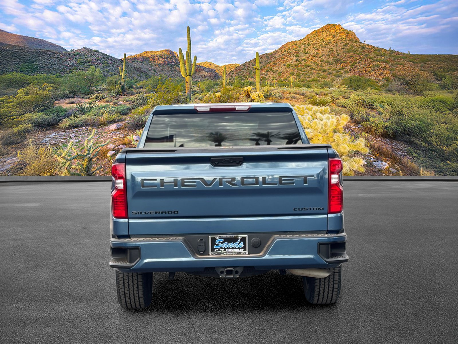 Used 2024 Chevrolet Silverado 1500 Custom w/ Turbomax Blackout Package AWD/4WD image 5