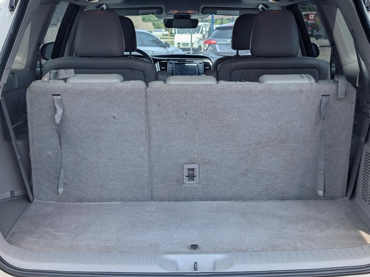 Used 2018 Toyota Highlander Limited FWD image 25