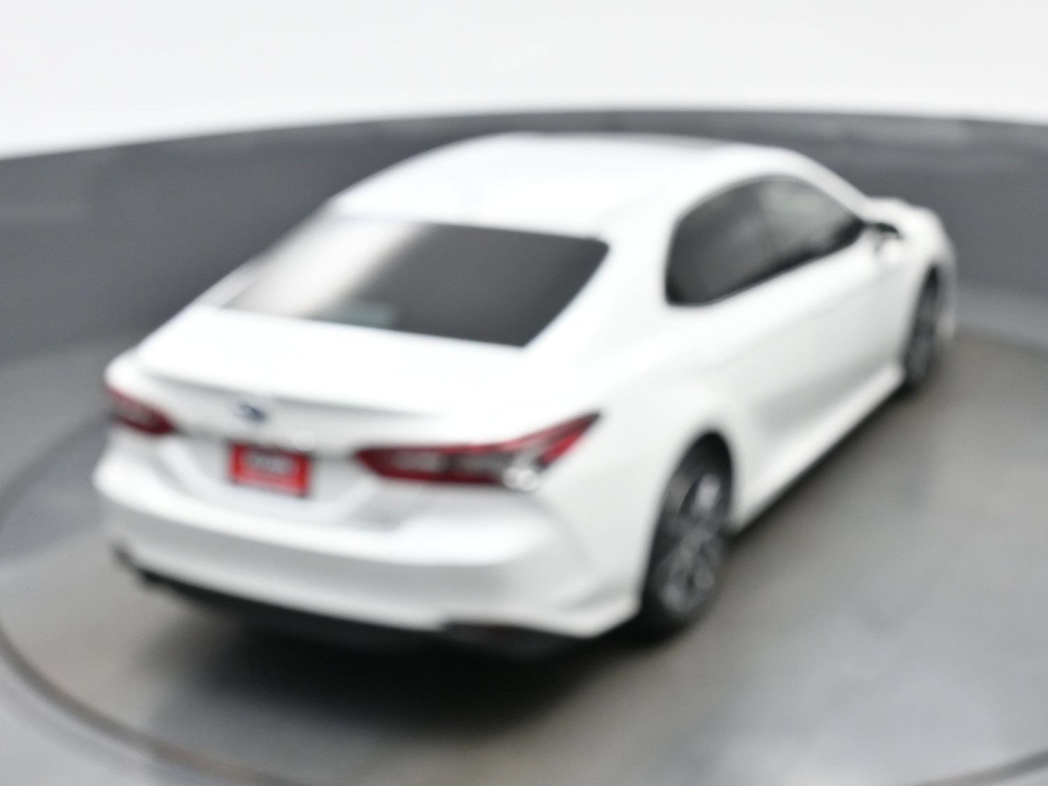 Used 2024 Toyota Camry XLE FWD image 43