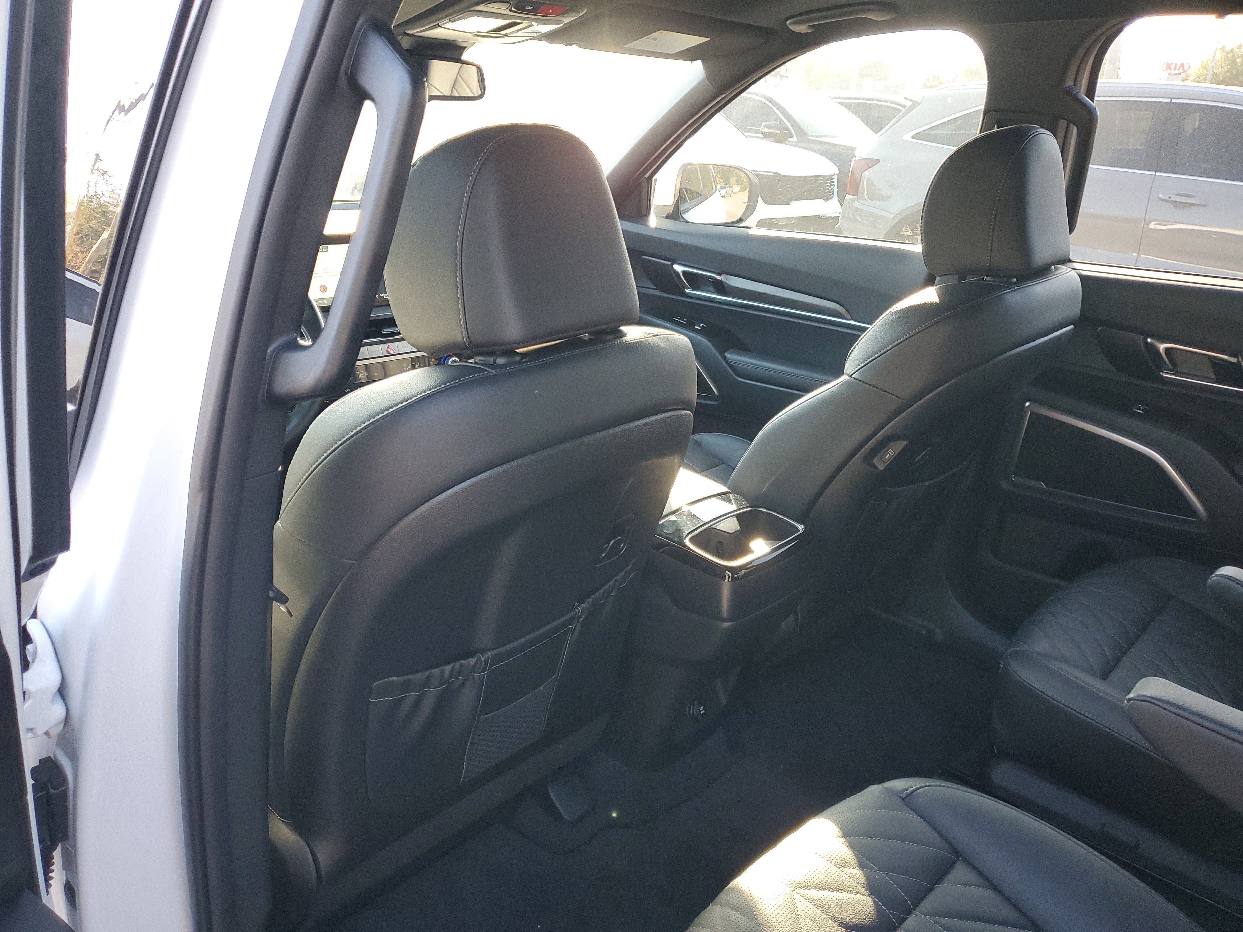Certified 2025 Kia Telluride AWD image 16