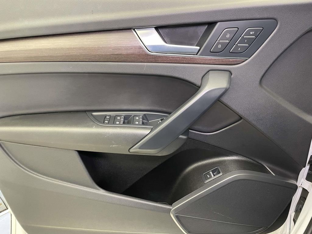 Certified 2023 Audi Q5 2.0T Premium w/ Convenience Package image 34