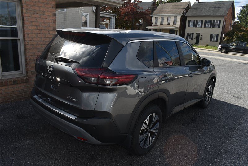 Used 2023 Nissan Rogue SV w/ SV Premium B Package AWD/4WD image 4